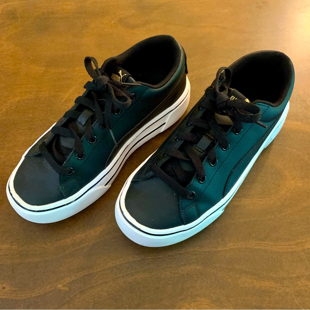Size 8.5 - PUMA Kaia Platform Low Rise Black White